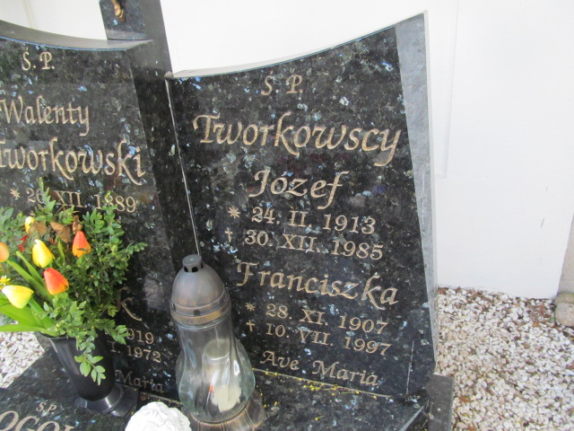 Józef Tworkowski 1913 Oława - Grobonet - Wyszukiwarka osób pochowanych