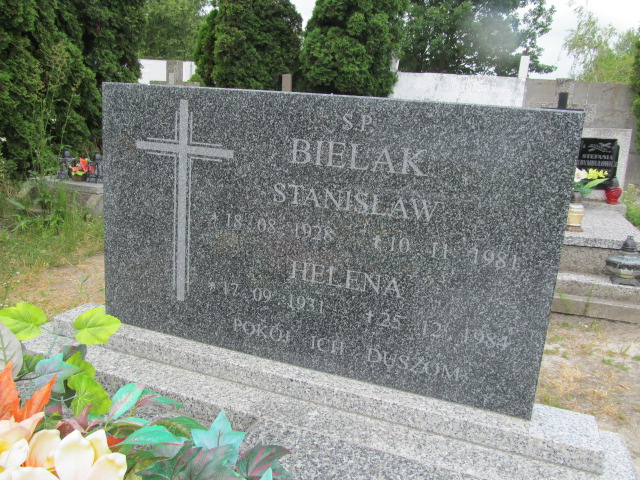 Helena Bielak 1931 Oława - Grobonet - Wyszukiwarka osób pochowanych