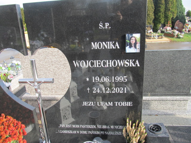 Monika Wojciechowska 1995 Oława - Grobonet - Wyszukiwarka osób pochowanych