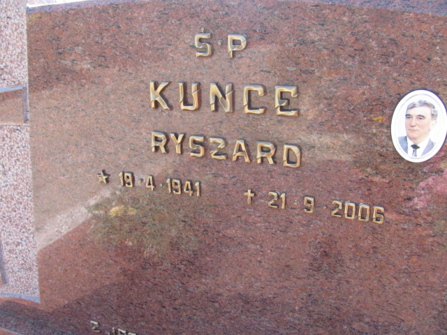 Ryszard Kunce 1941 Oława - Grobonet - Wyszukiwarka osób pochowanych