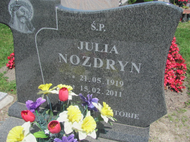 Julia Nozdryn 1919 Oława - Grobonet - Wyszukiwarka osób pochowanych